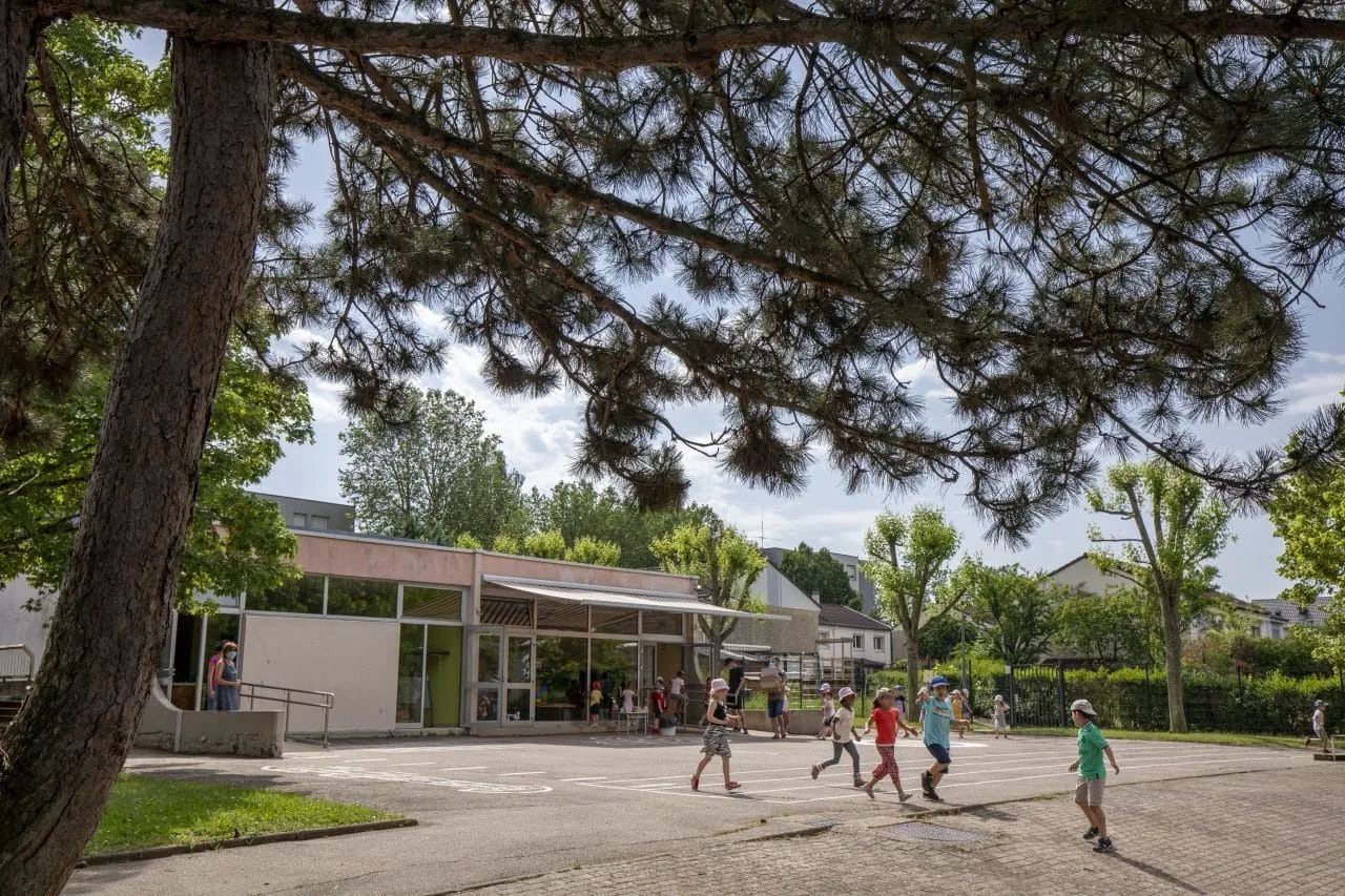 imgi_83_heillecourt-maternelle-VictorHugo3-1280x853